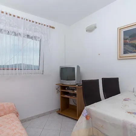 16731b Appartamento Slatine